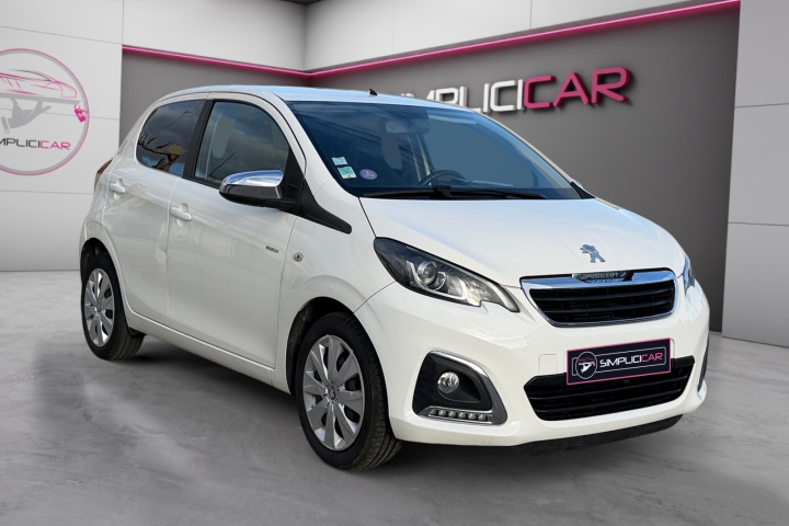PEUGEOT 108