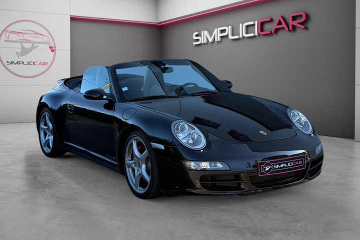 PORSCHE 911 CARRERA 4 CABRIOLET 997